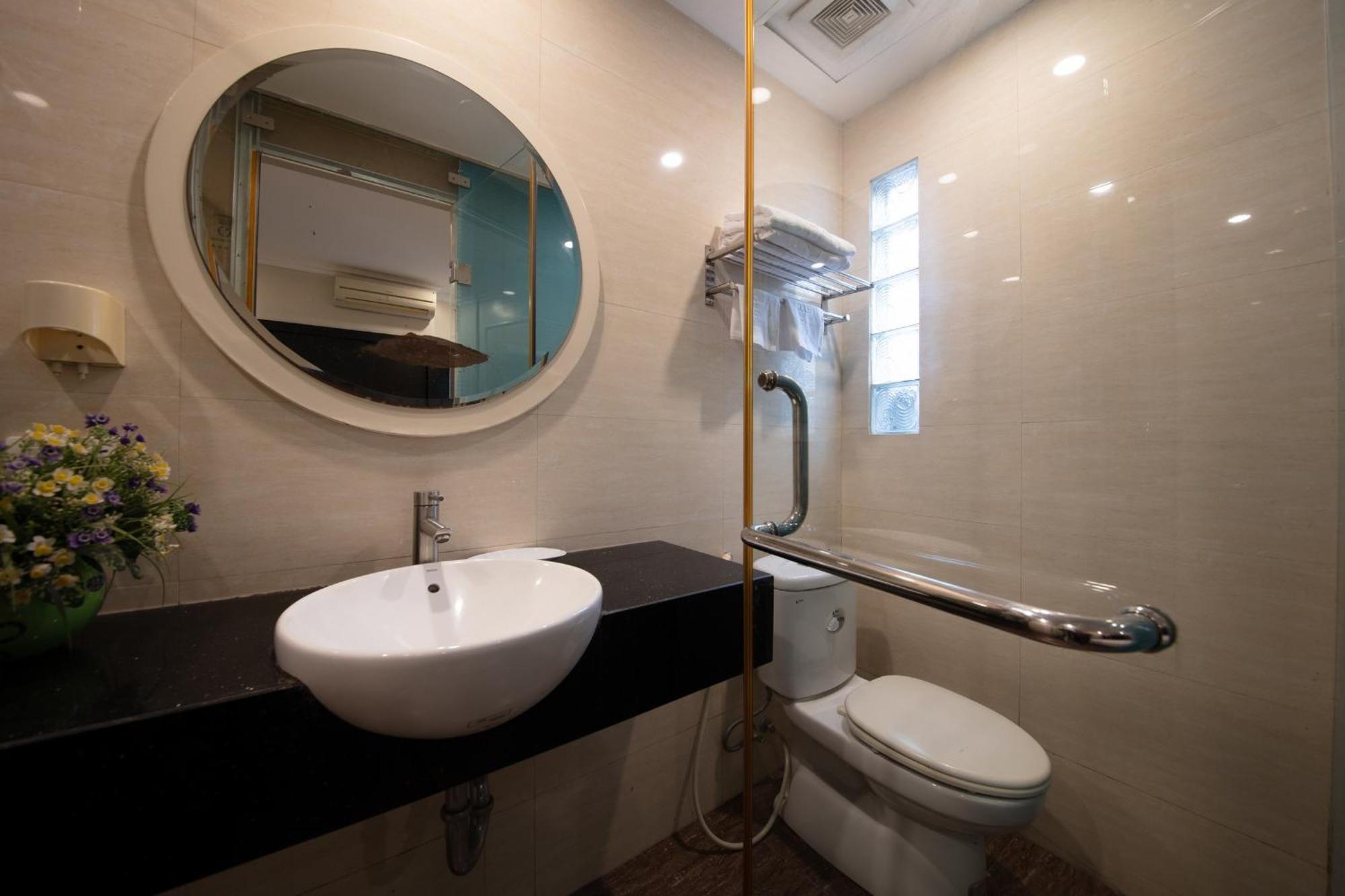 Omina Hanoi Hotel & Travel Dış mekan fotoğraf